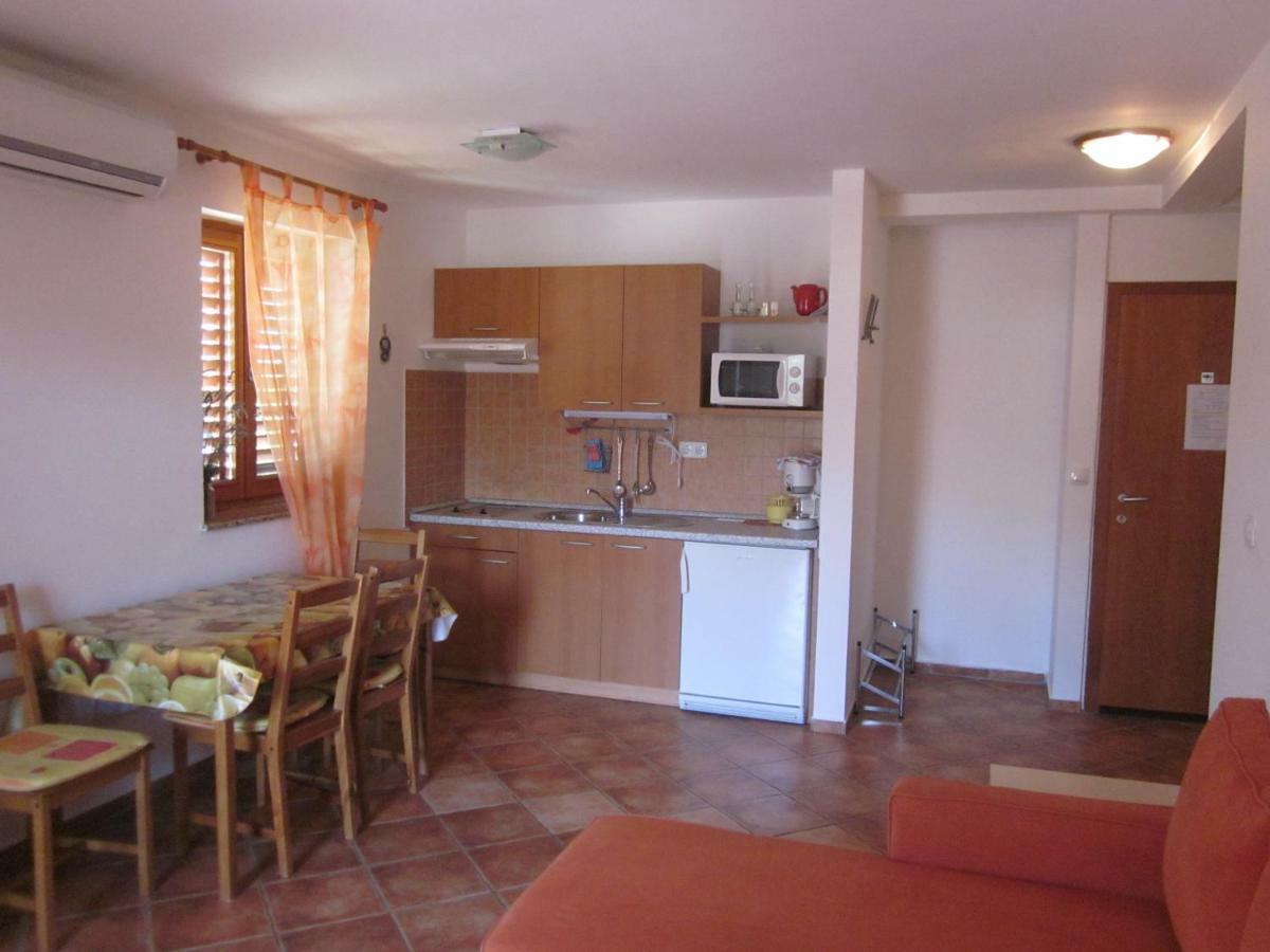 Apartmani Barbalic Dario Baška Екстериор снимка